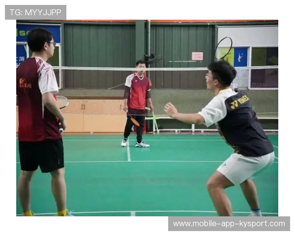 羽毛球对抗快速如闪电——体验极致速度与激情的运动盛宴